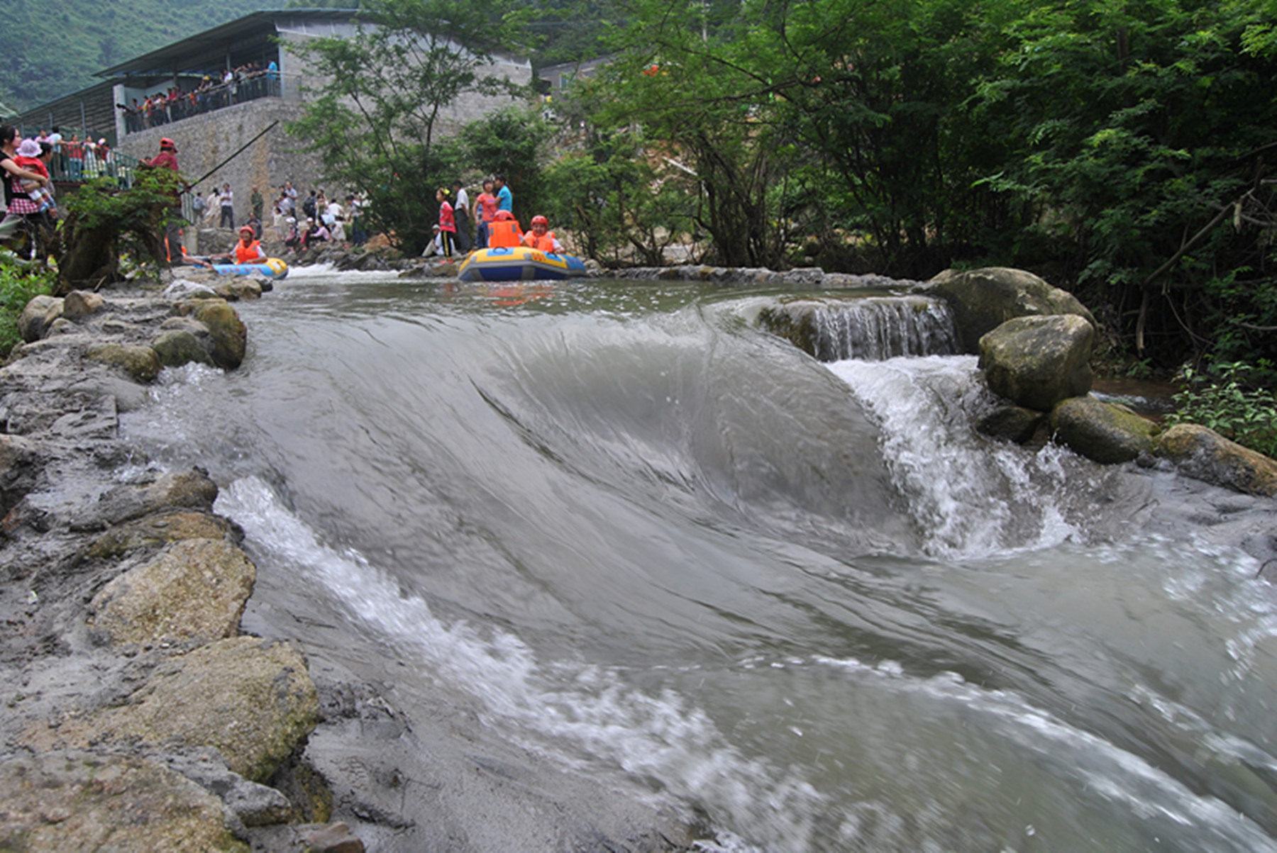碗窑峡谷漂流