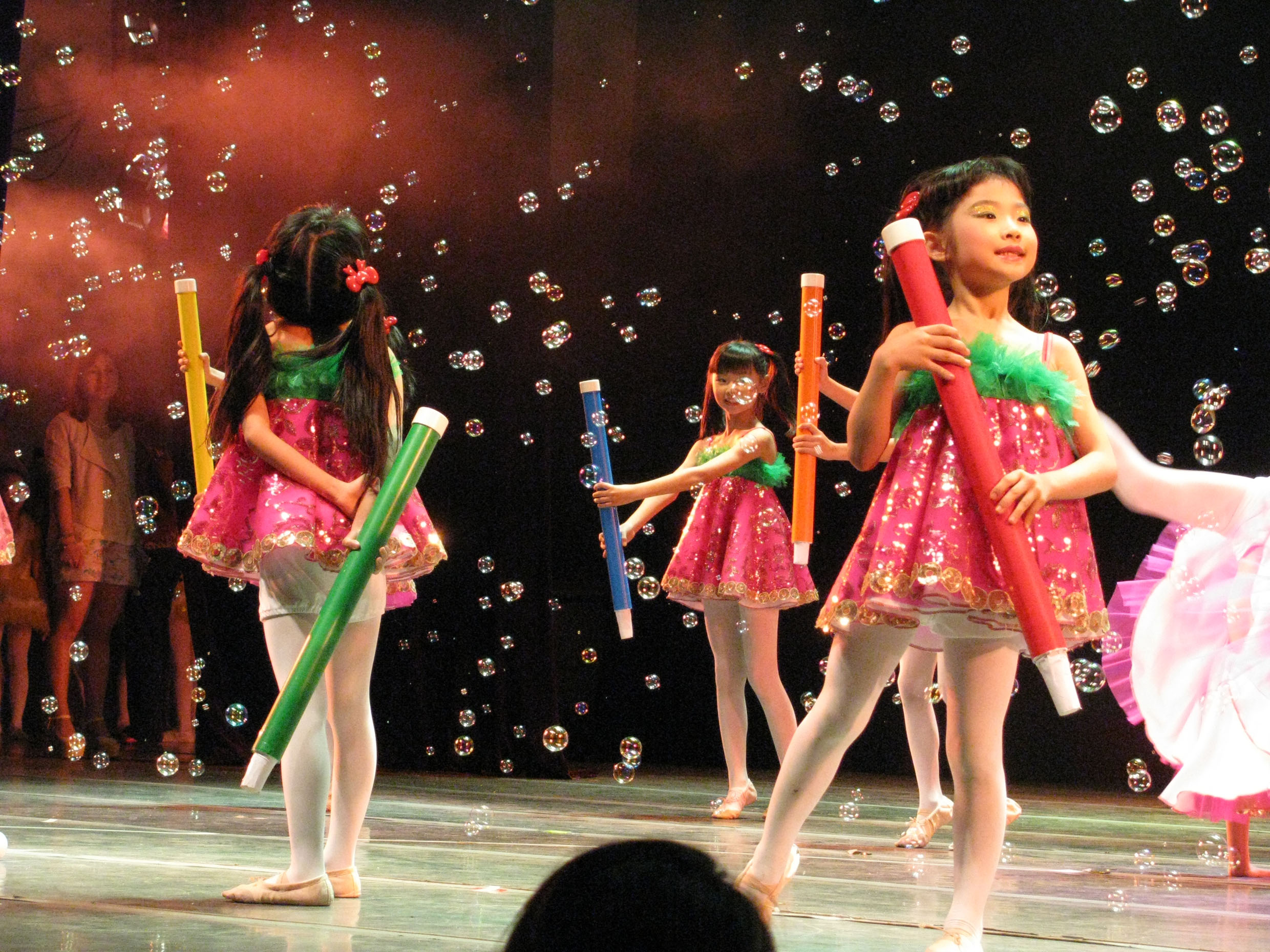 元旦幼儿园舞蹈《粉可爱》，简单好看的少儿舞蹈幼师舞蹈【单色舞蹈】_哔哩哔哩_bilibili