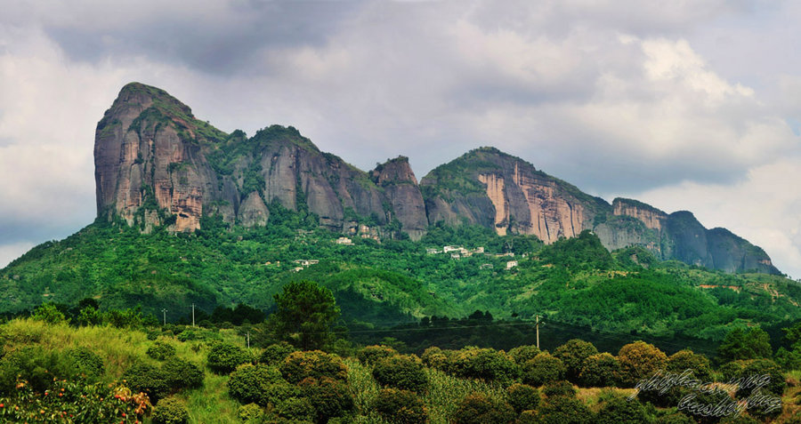 桂平白石山,六月荔枝红