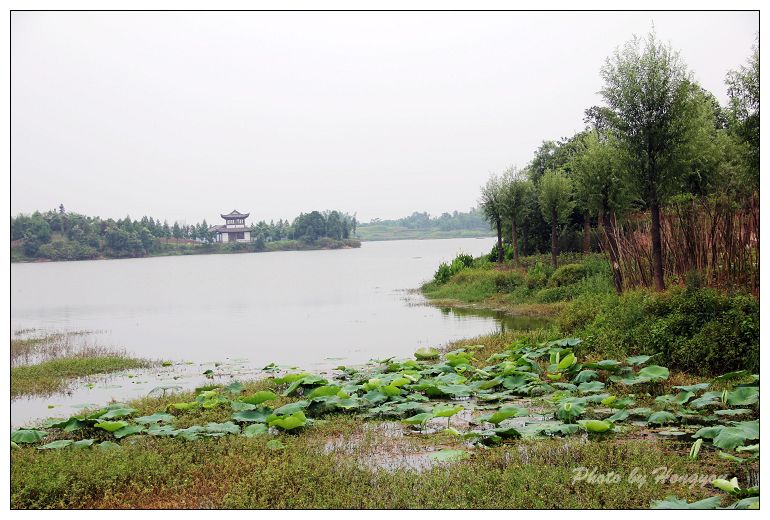 重庆大足龙水湖风光