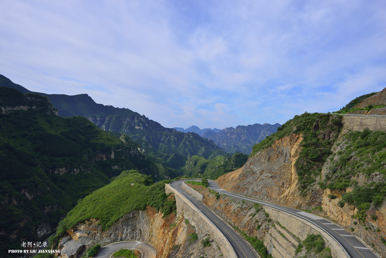 房山十渡六石路,弯弯曲曲十八盘