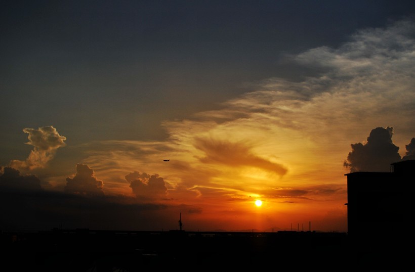 深圳昨日的夕阳