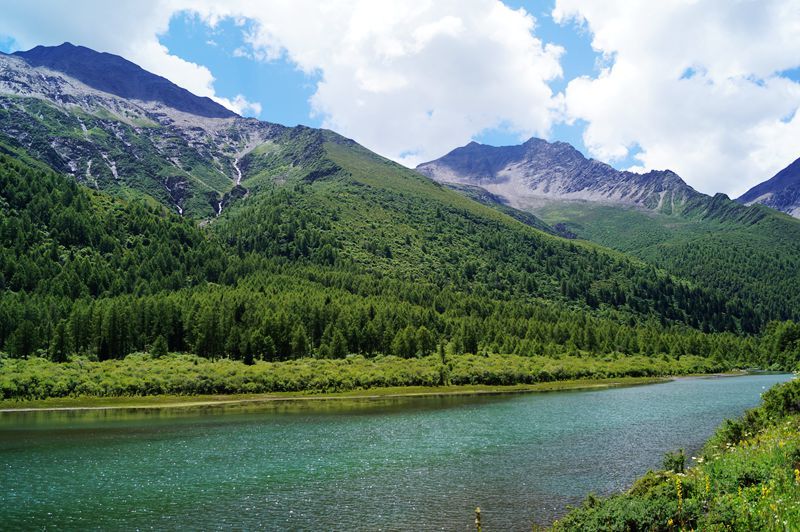 四姑娘山圣湖——大海子