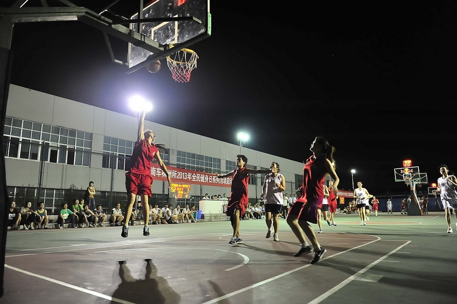 【让篮球多飞会儿--2013年公司篮球赛纪实摄影