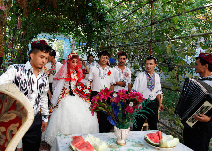 【维吾尔族婚礼摄影图片】纪实摄影_太平洋电脑网摄影部落