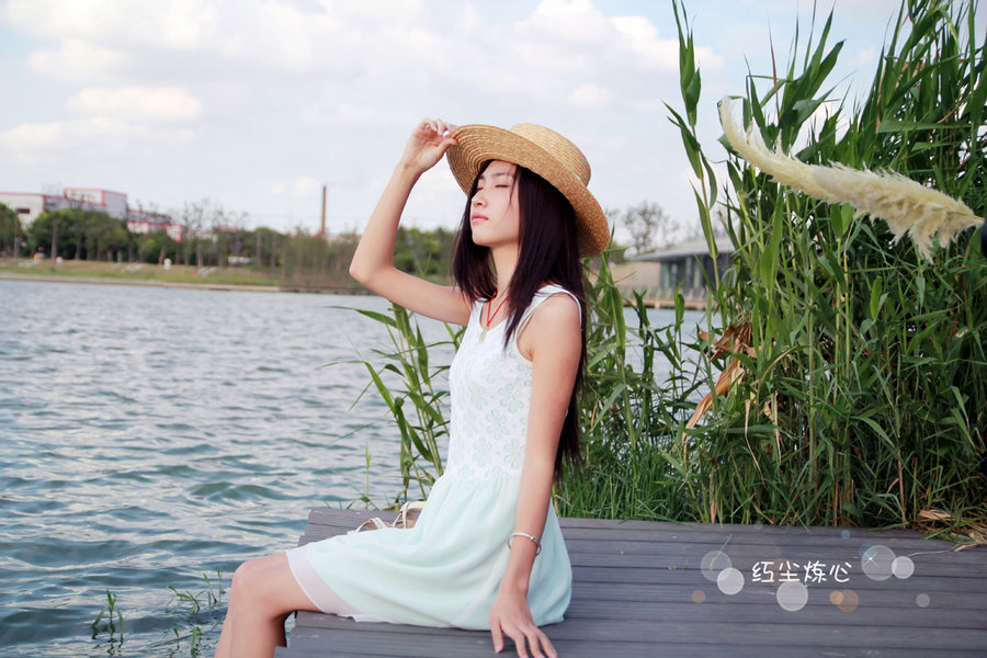 美女诗儿