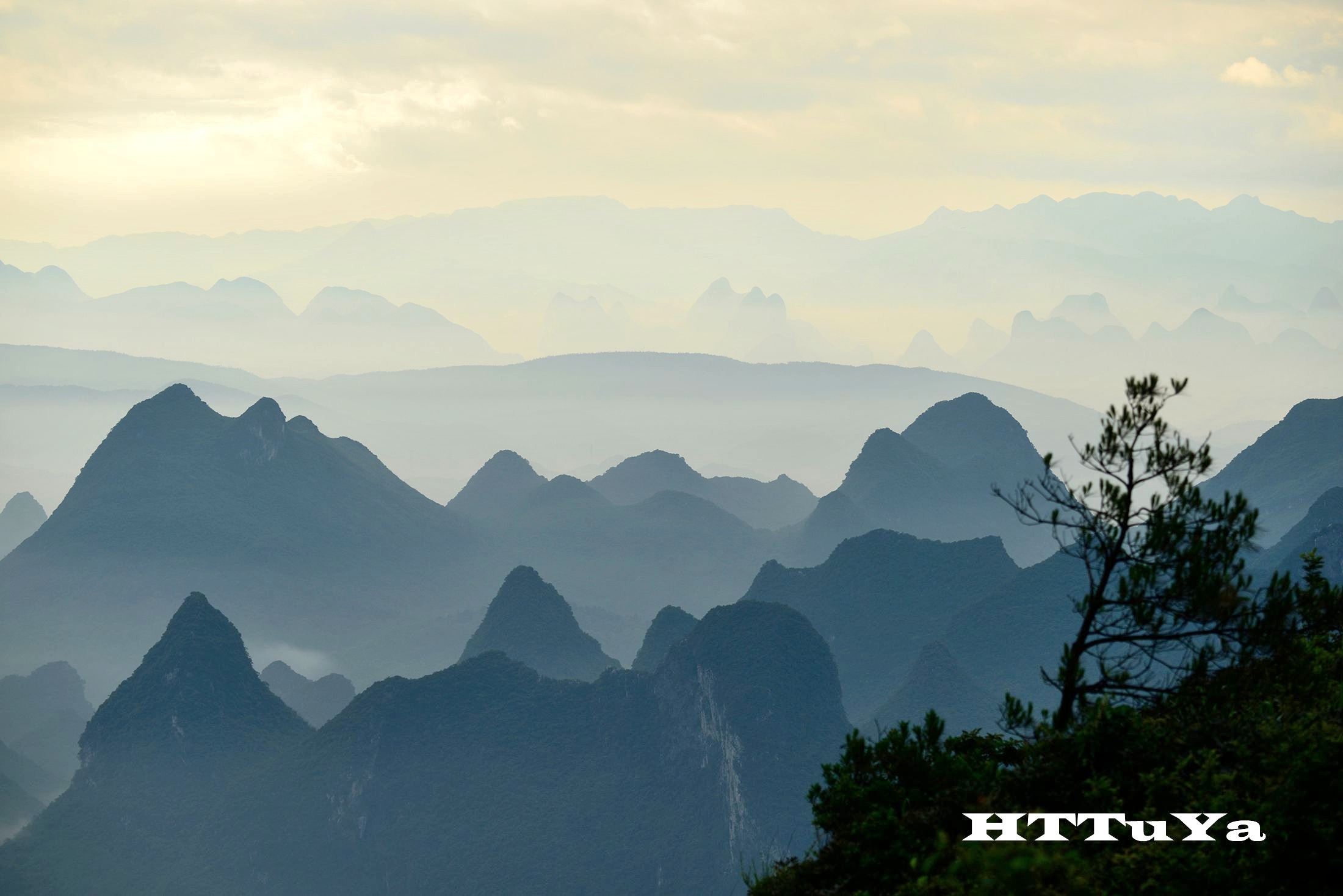 我的家乡在桂林(一—神奇尧山