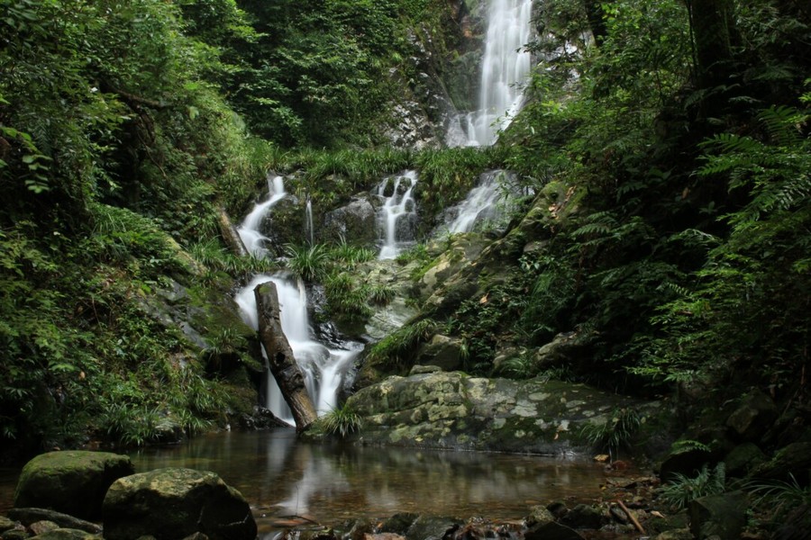 九连山之流泉飞瀑