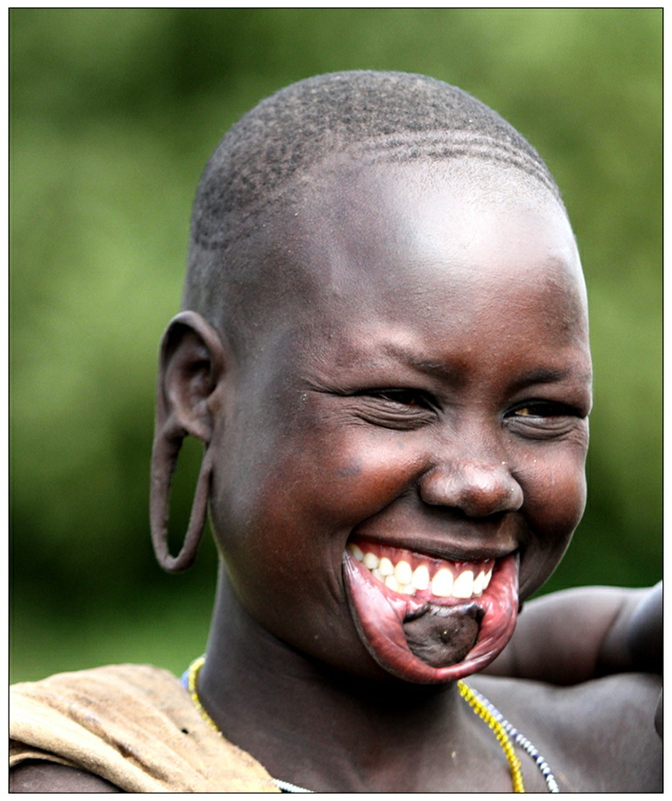 【唇盘族--狂野东非之摄影图片】埃塞俄比亚纪
