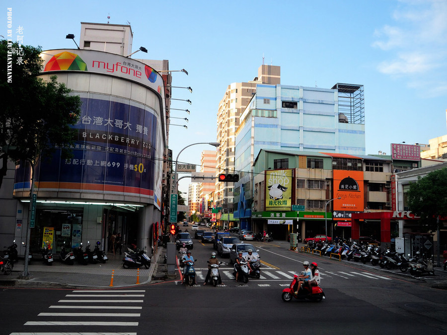 【五颜六色的中台湾街景速写摄影图片】生活摄影_太平洋电脑网摄影