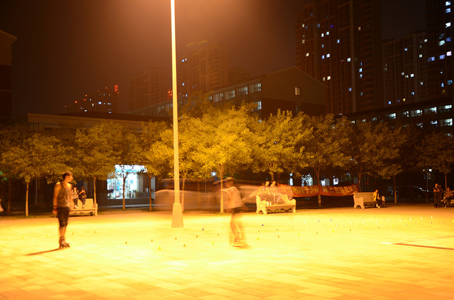 【学校夜景摄影图片】沈阳体育学院生活摄影_太平洋网