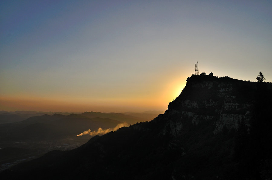 岳阳山