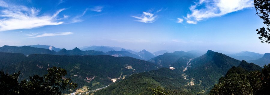 【会当凌绝顶 一览众山小摄影图片】生活摄影