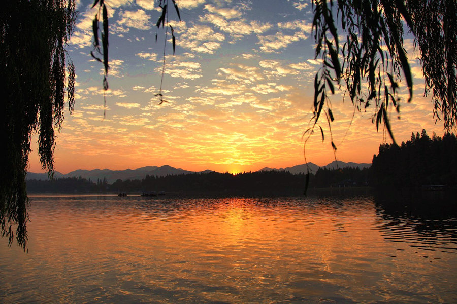 西湖夕阳