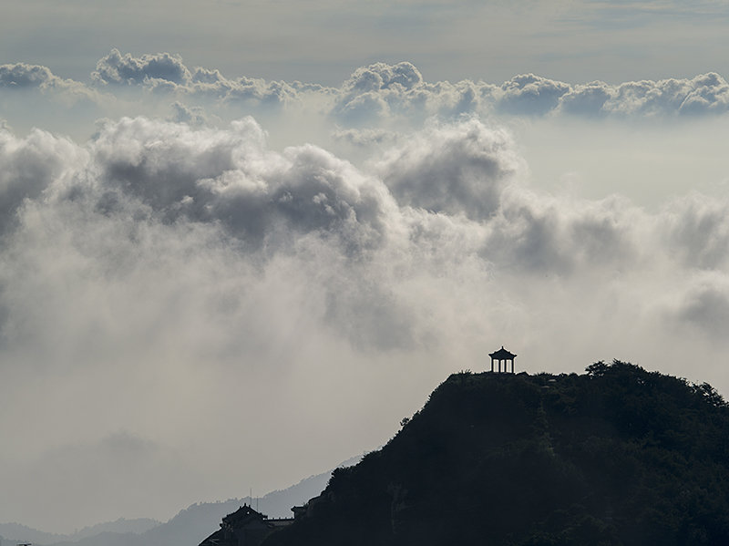 云雾泰山