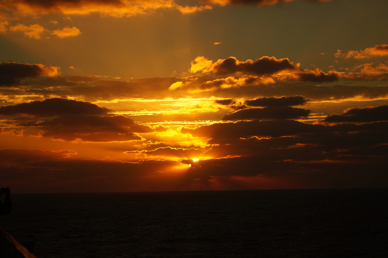 地中海的日出日落