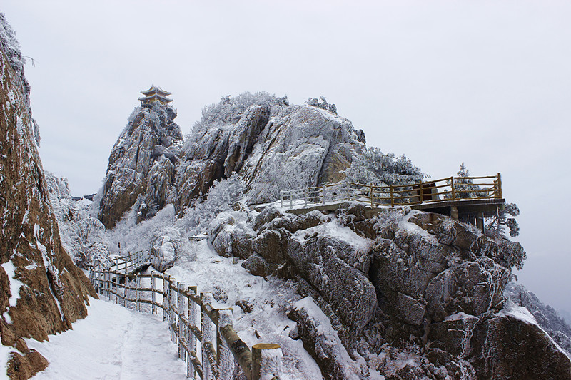 问道老君山