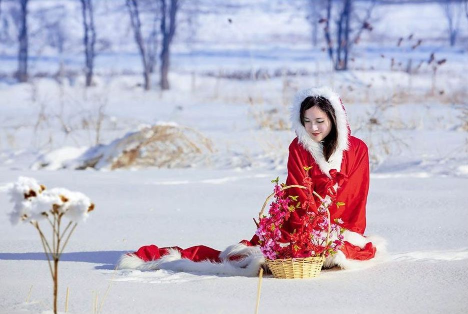 一组雪天人像