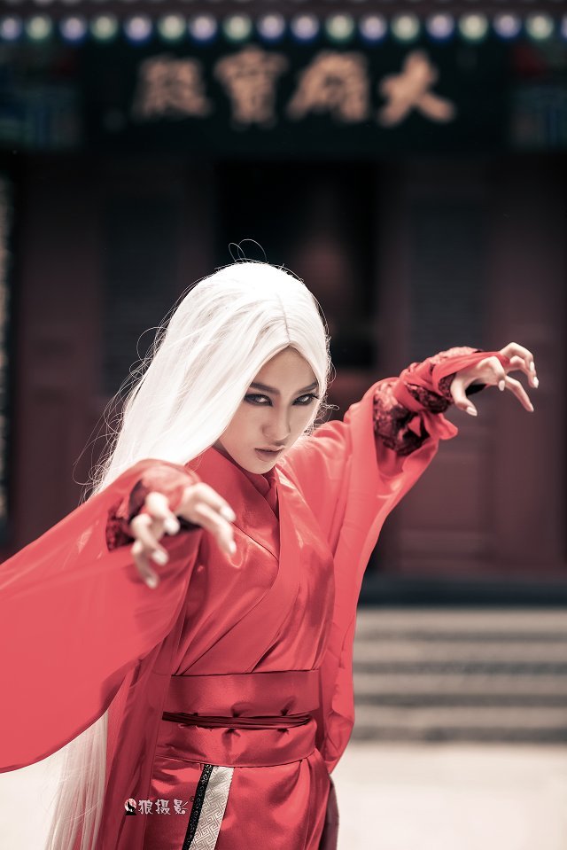 新白发魔女