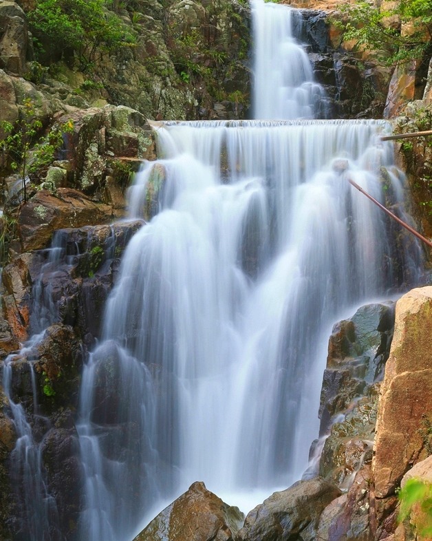 山泉流水