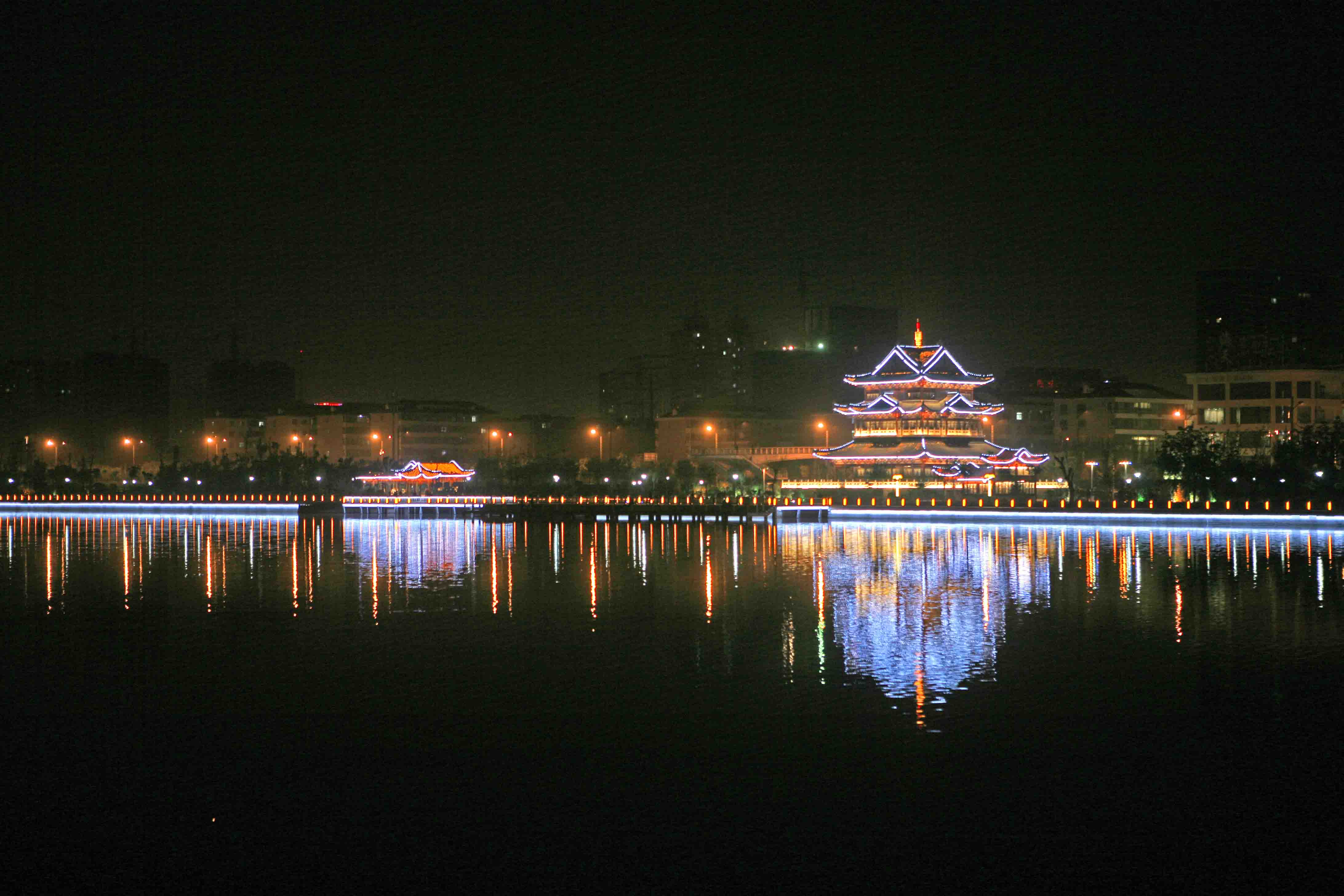 汾河夜景