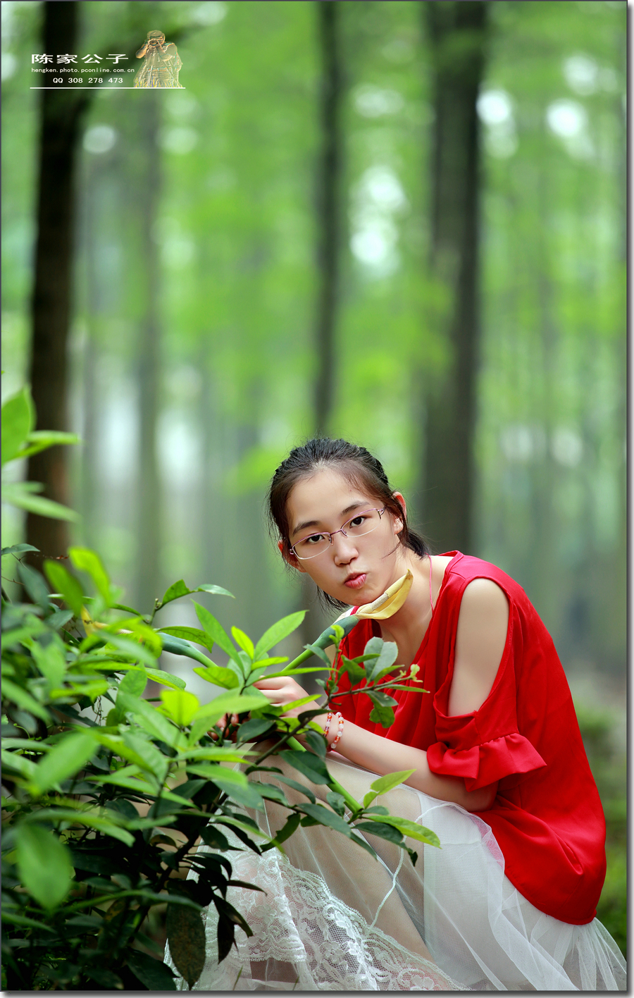 红衣少女