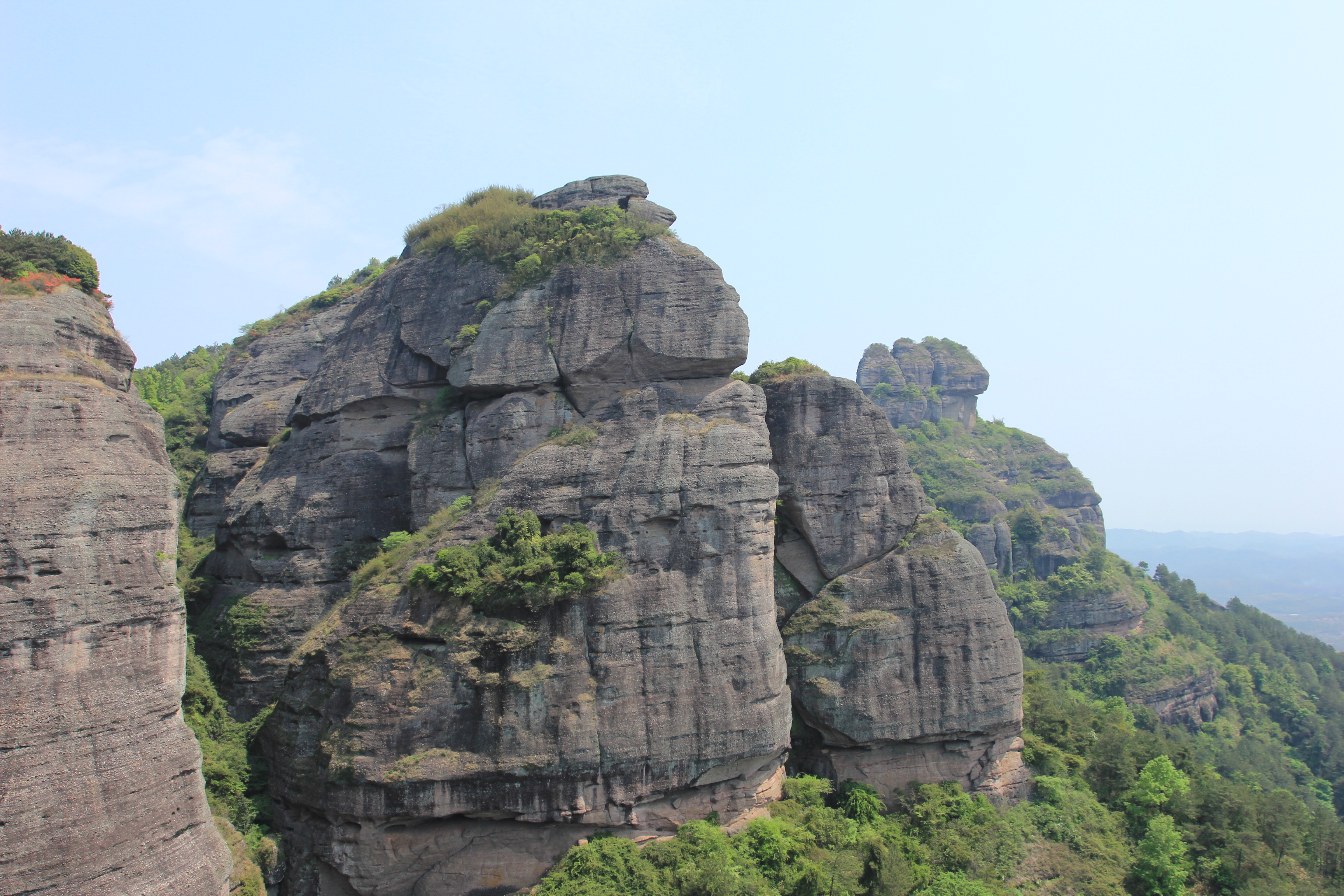 丹霞地貌龙川霍山