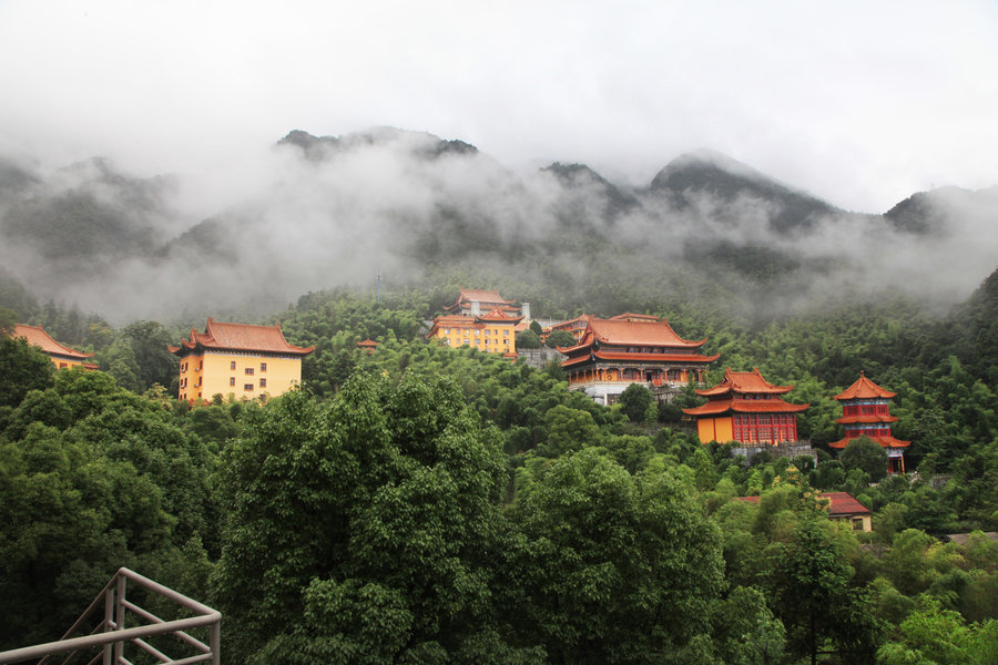 仙境庐山铁佛寺风光精选