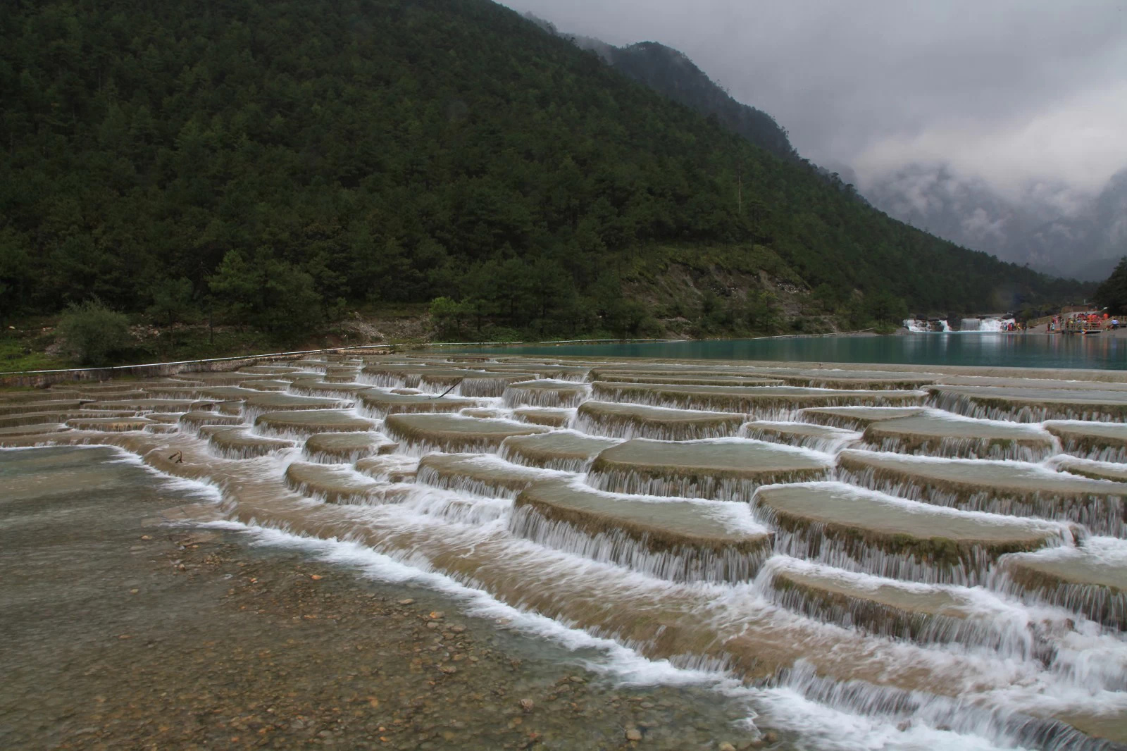 玉龙雪山白水河