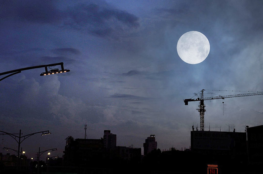 【城里的月光摄影图片】风光旅游摄影
