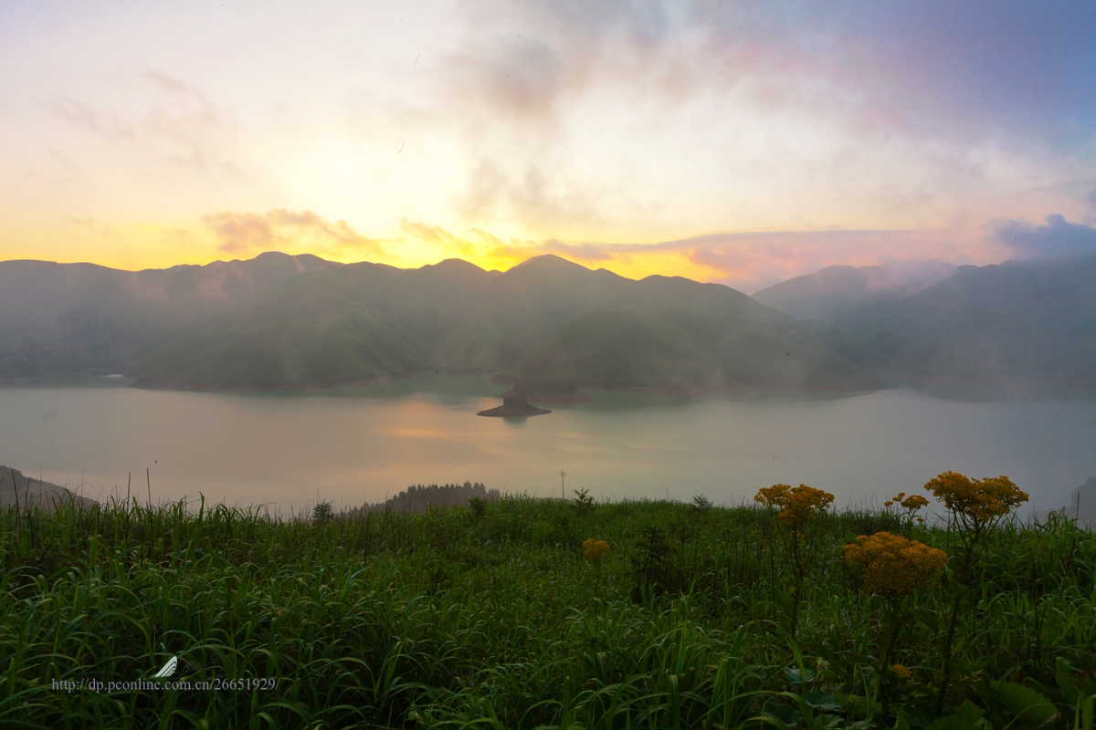 烟霞浩淼的天上瑶池