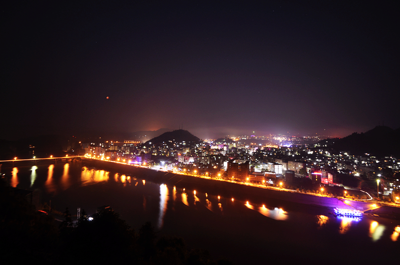 保靖夜景