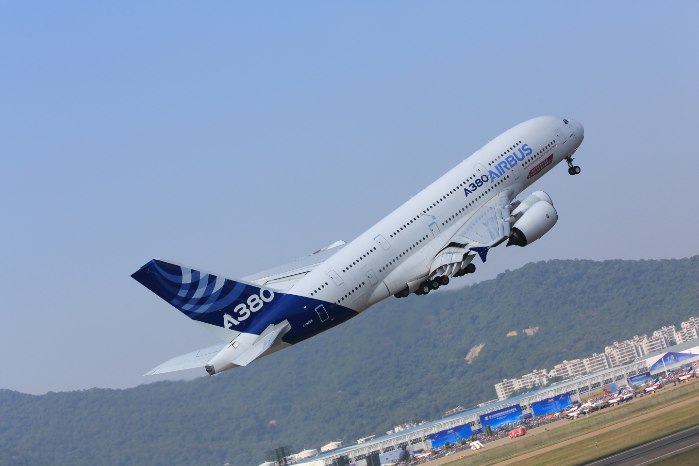 空中客车A380-800_360百科