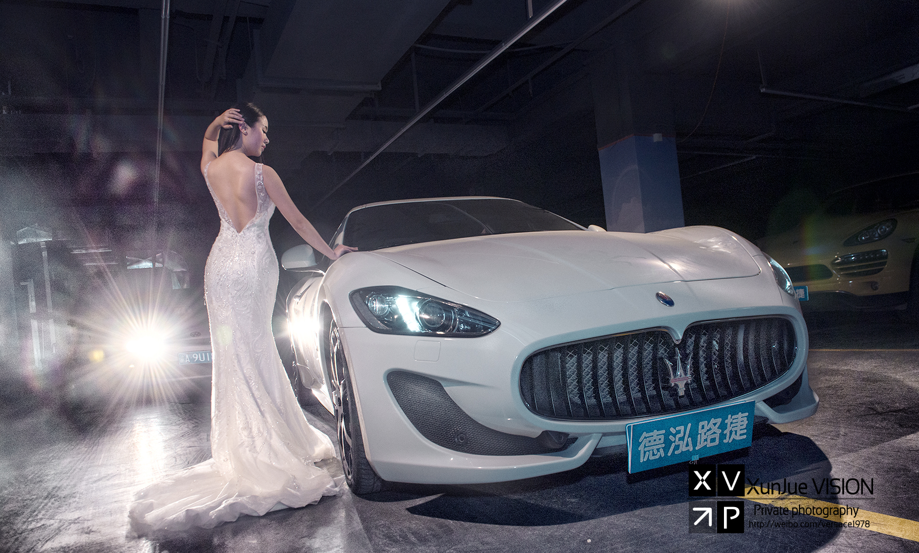 女人与车