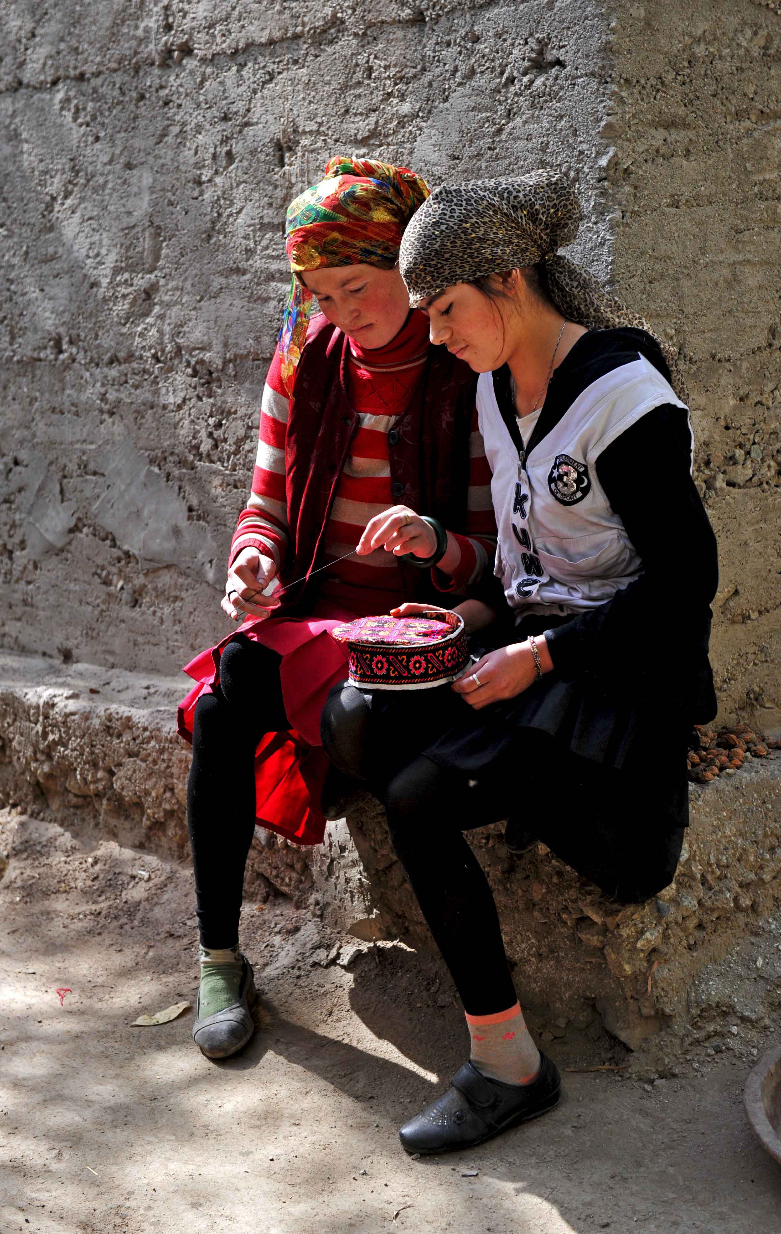 国家级非物质文化遗产项目塔吉克族服饰_帽子