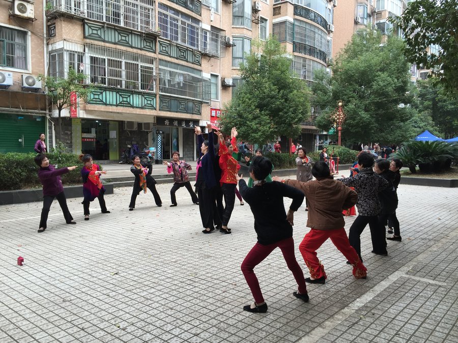 排练广场舞