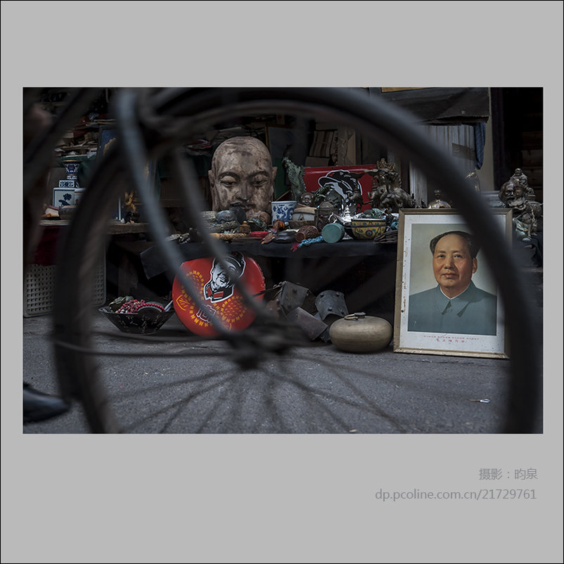 【东台路古玩市场摄影图片】上海市东台路古玩