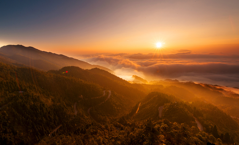 风起云涌井冈山