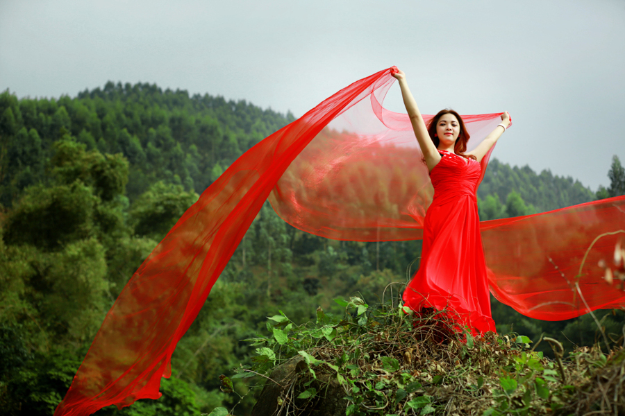 【万绿丛中一点红摄影图片】惠州汤泉人像摄影