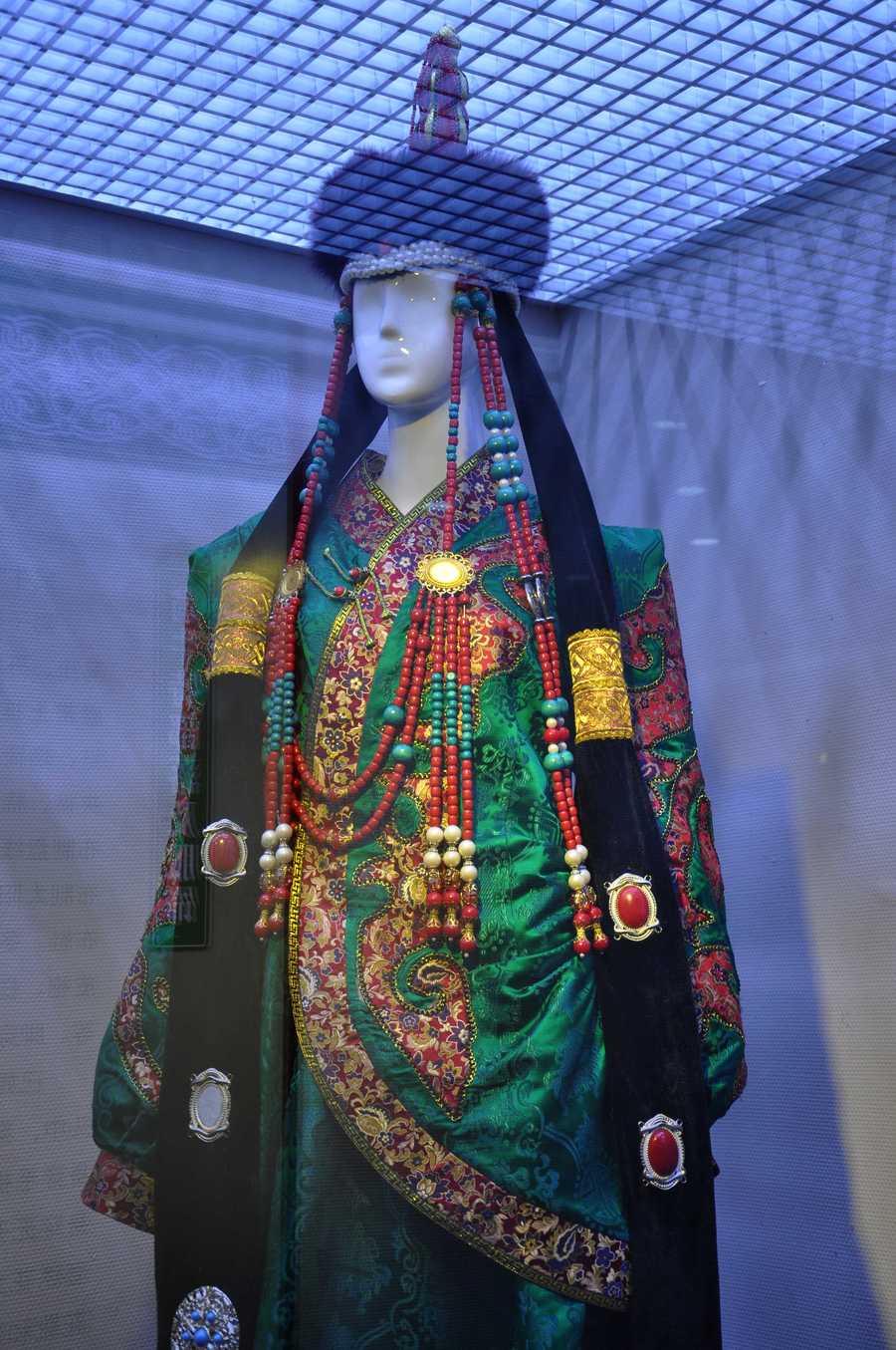 【蒙古族服饰摄影图片】上海纺织博物馆纪实摄影_太平洋电脑网摄影部落