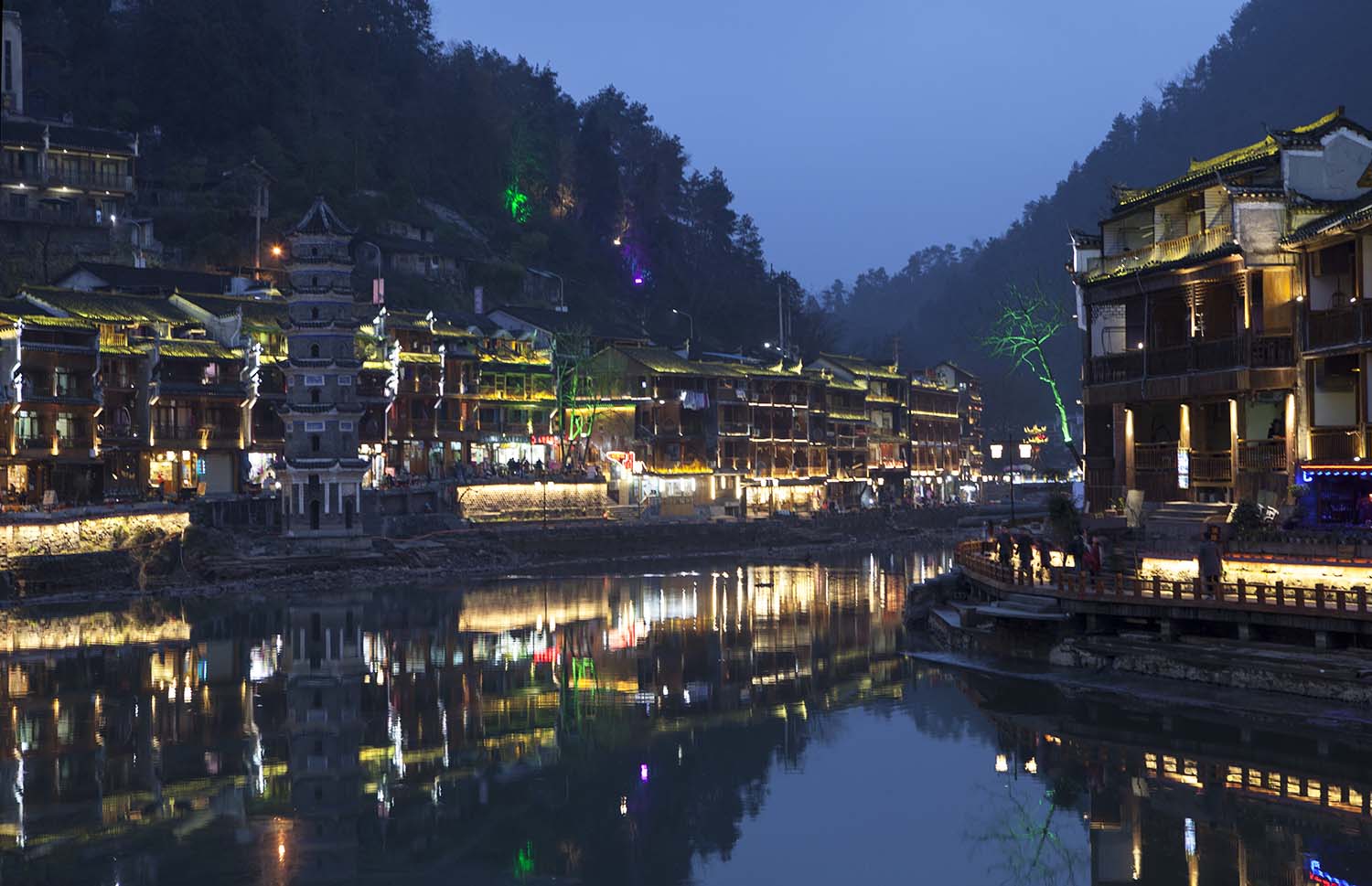 【三月天】凤凰古城(夜景)摄影图片】湖南风光摄影_浪迹河山_太平洋