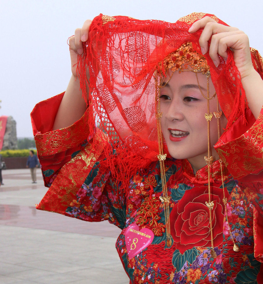 【汉族新娘的头饰摄影图片】朔州市人像摄影