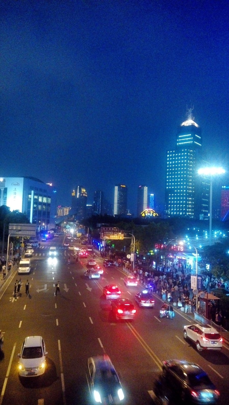 【上海东方明珠夜景摄影图片】上海东方明珠国