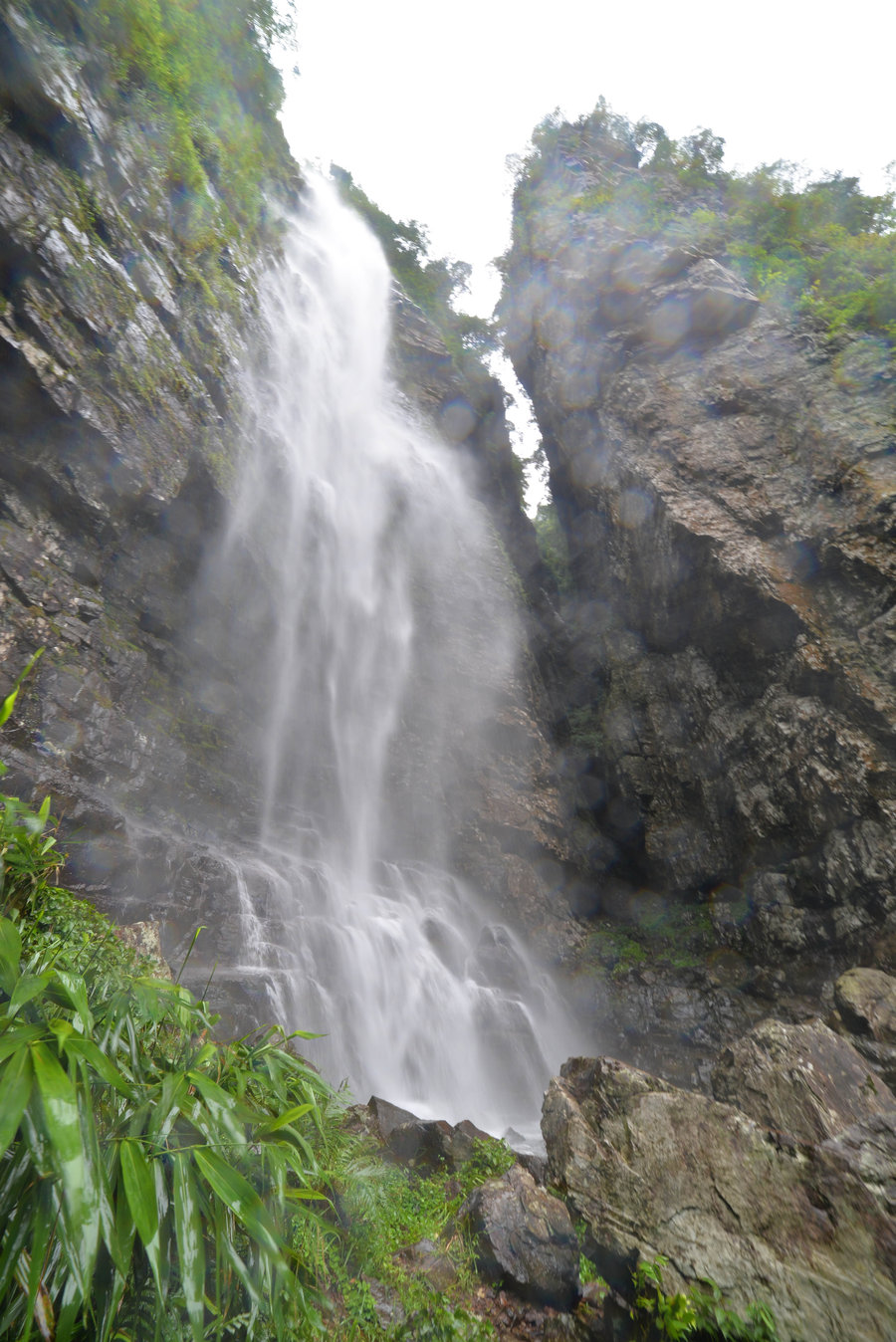 百崖大峡谷