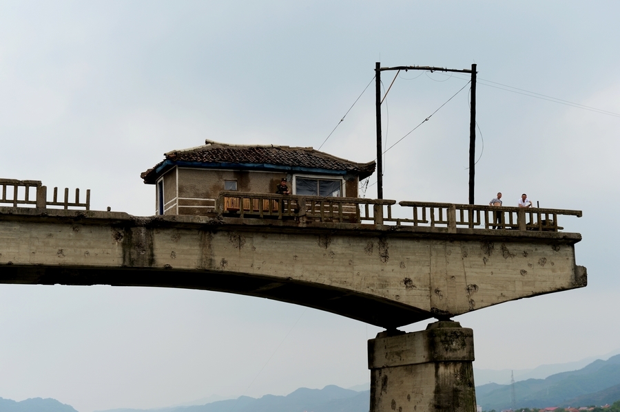 【鸭绿江断桥摄影图片】中朝边境风光旅游摄影