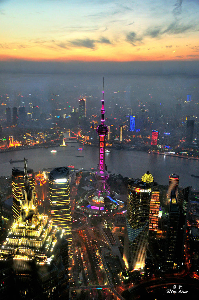 上海环球金融中心观光台俯拍夜景