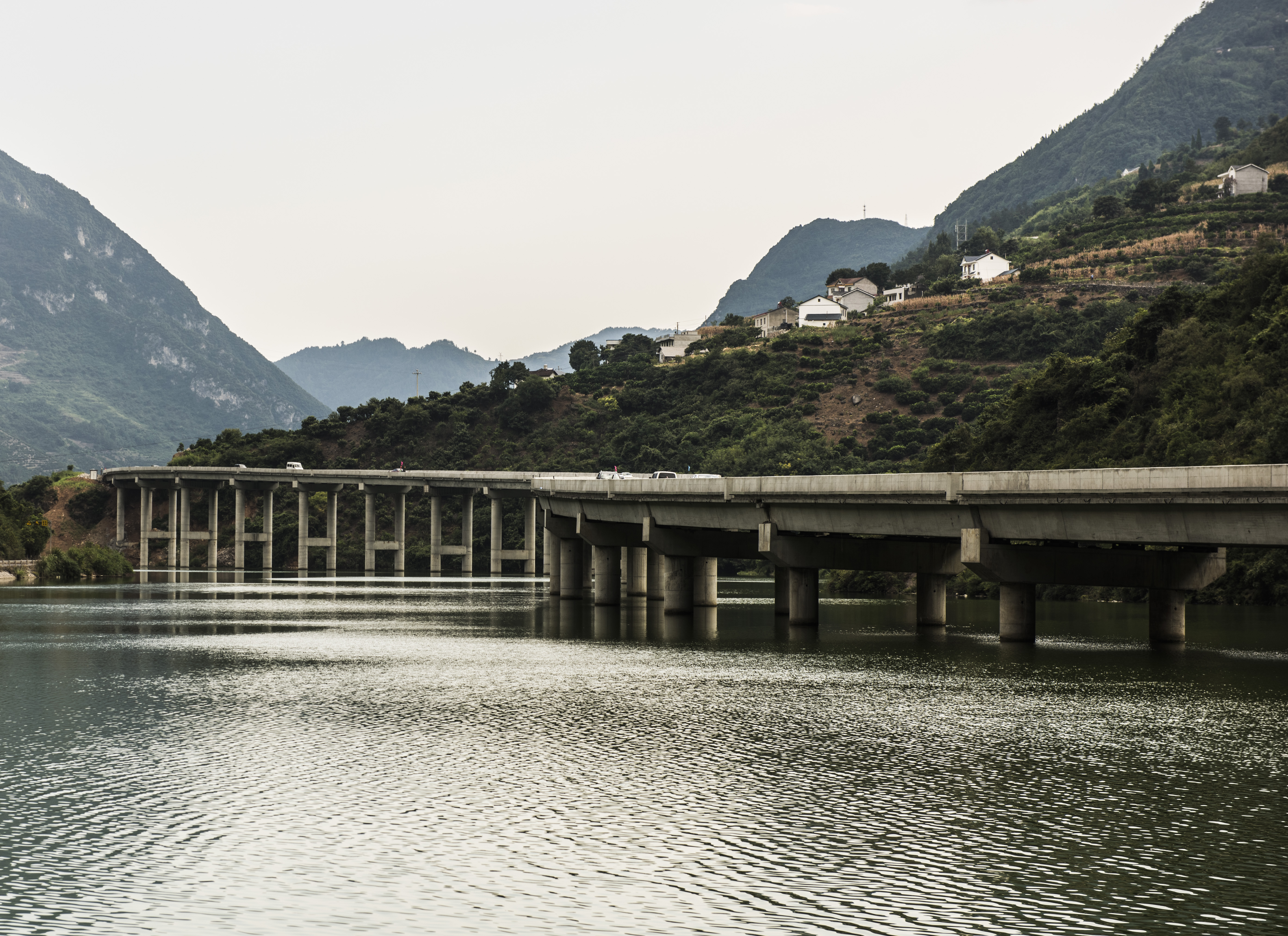 兴山水上公路