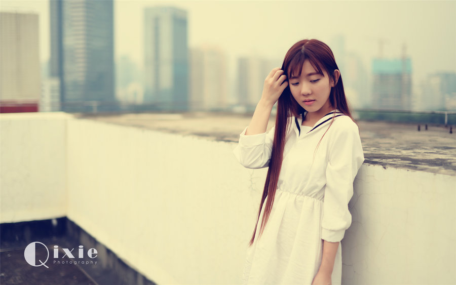 【【柒邪摄影】深大天台美女小情绪摄影图片】拍卖店美女图片