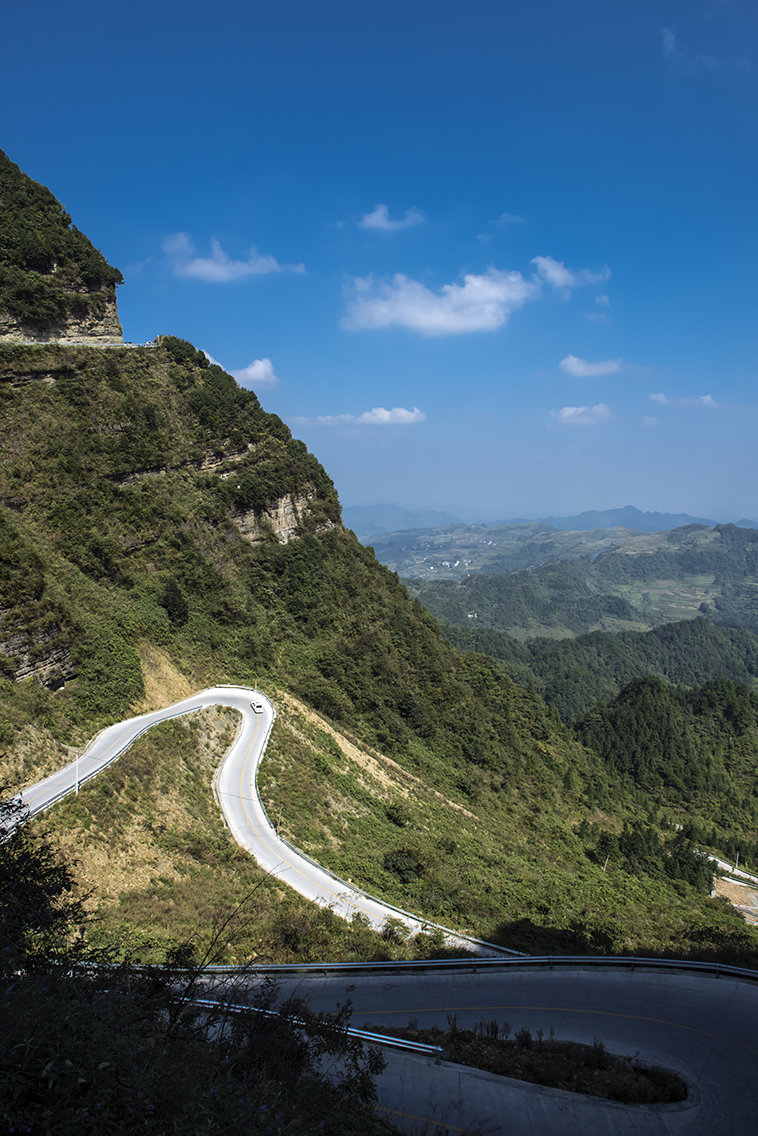 再拍川河界公路