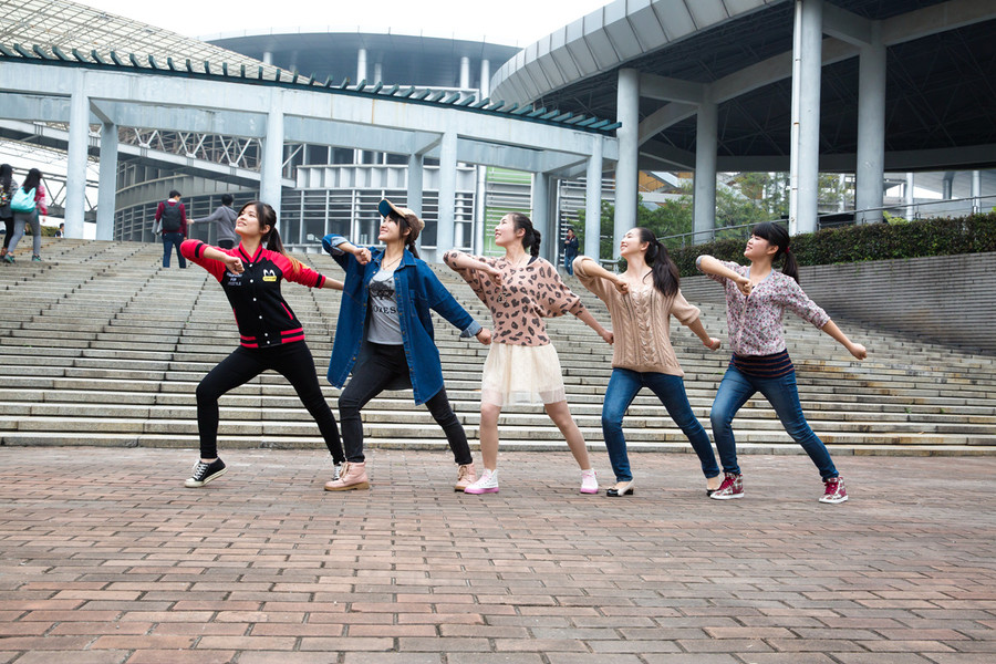 【快乐的小团队摄影图片】广州---华南师范大学